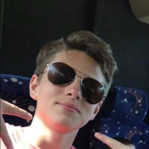 Meet your Posher, Zach